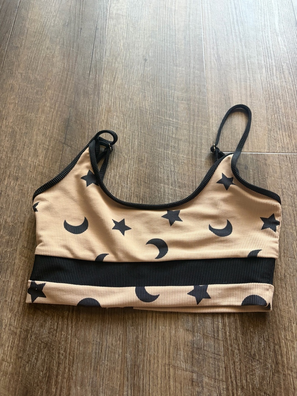Beach Riot Star & Moon Print Ribbed sports bra - Beige/Black